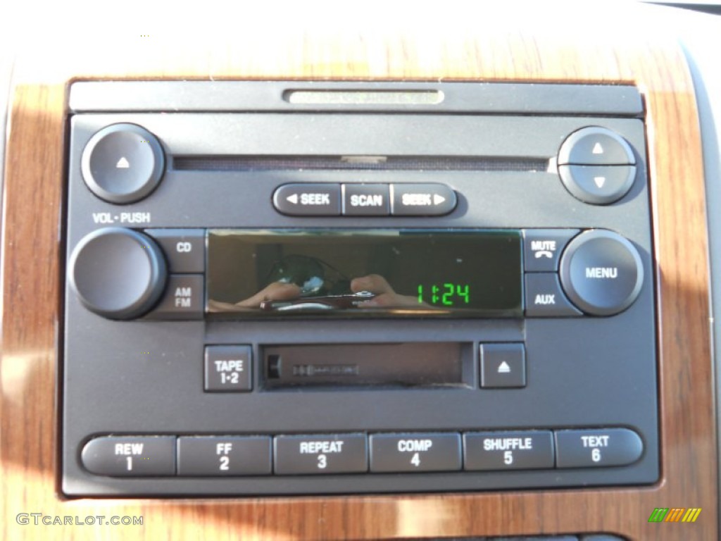 2004 F150 Lariat SuperCab 4x4 - Oxford White / Tan photo #16