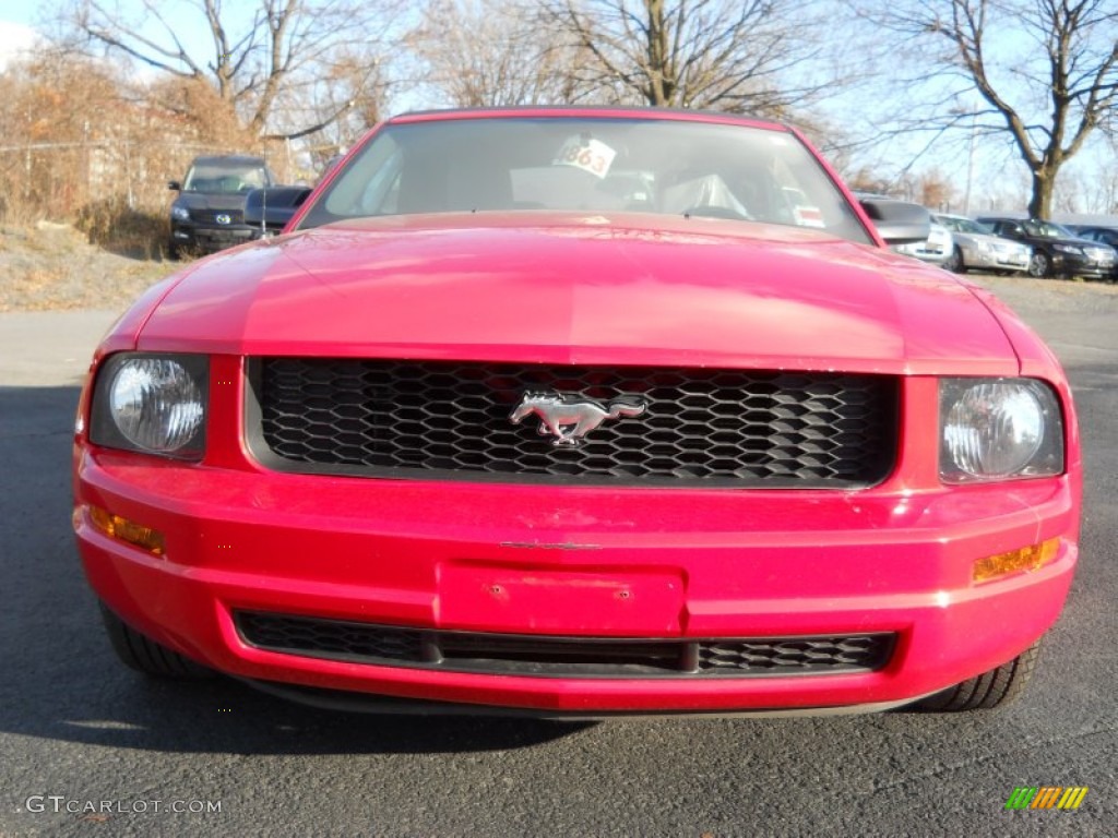 2007 Mustang V6 Premium Convertible - Torch Red / Dark Charcoal photo #4