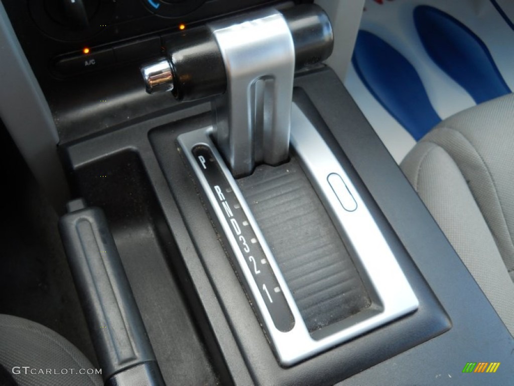 2007 Mustang V6 Premium Convertible - Torch Red / Dark Charcoal photo #19