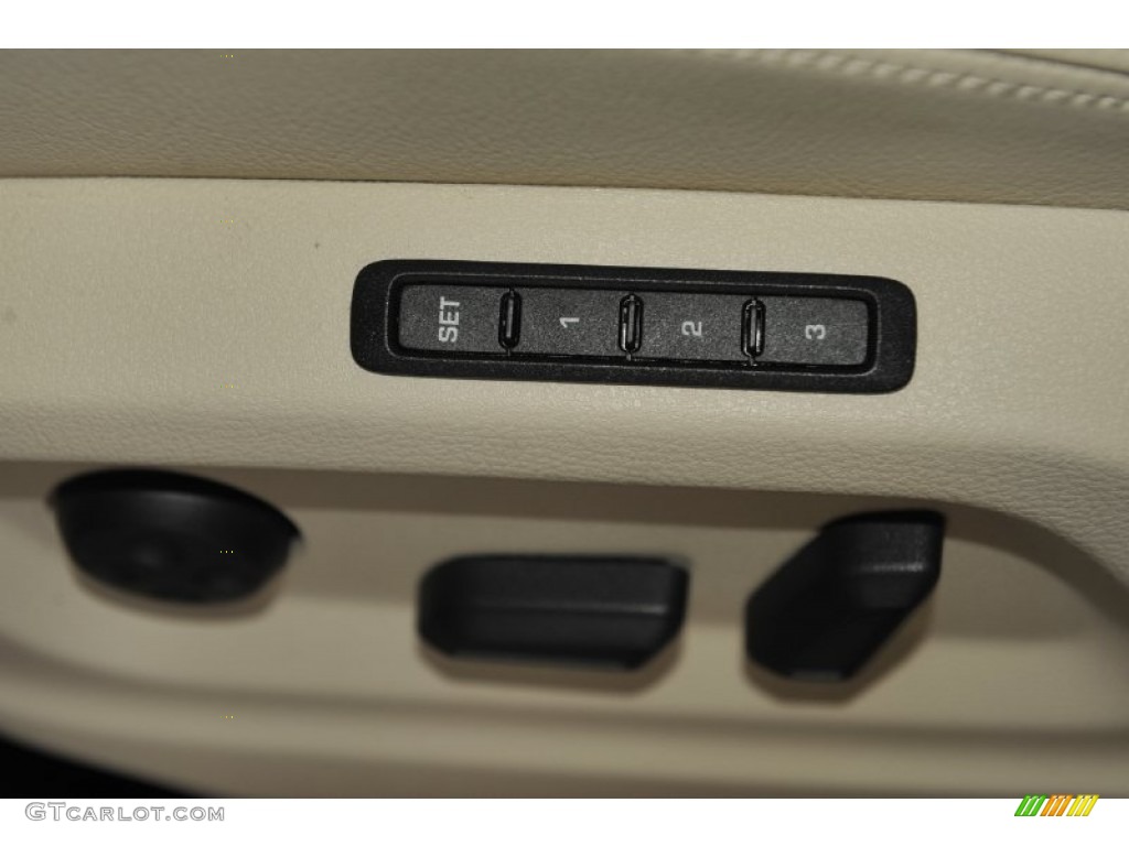 2012 Tiguan SEL - Deep Black Metallic / Beige photo #11