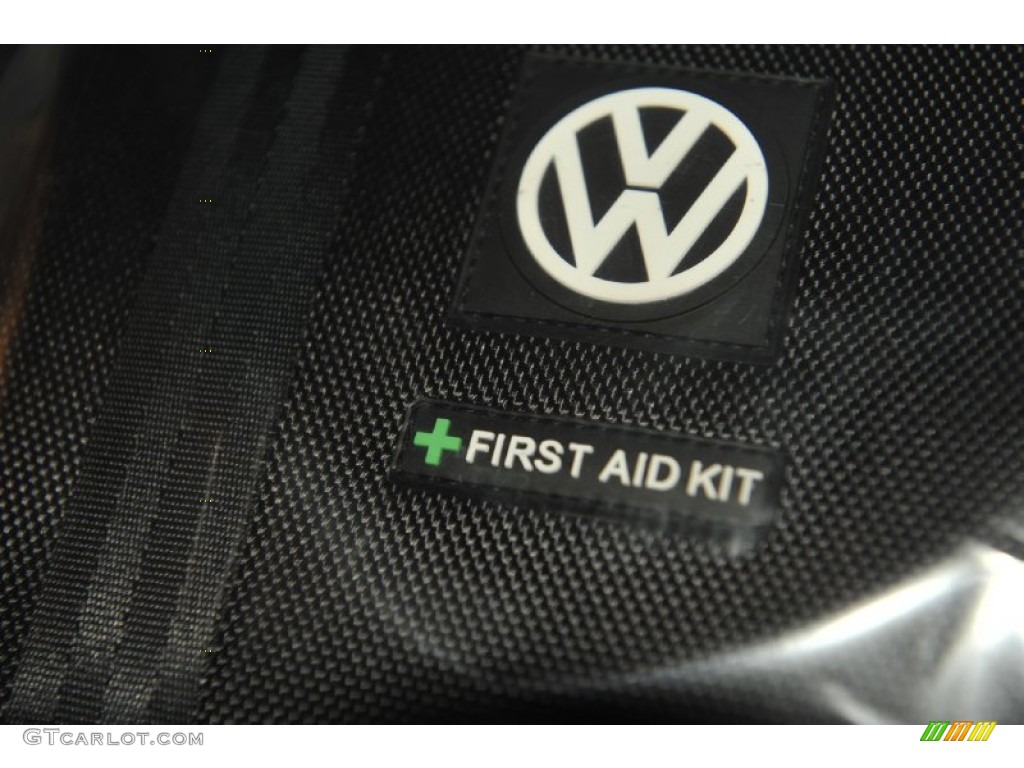2012 Tiguan SEL - Deep Black Metallic / Beige photo #28