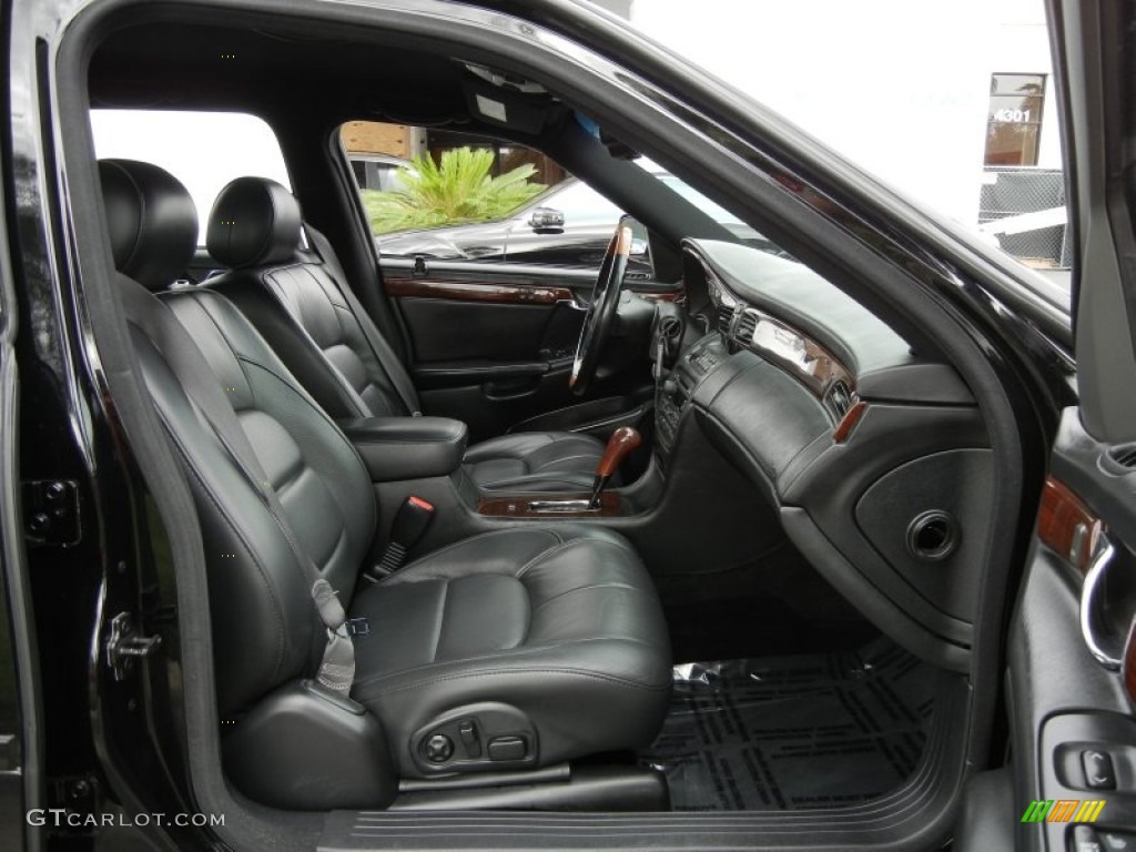 Black Interior 2001 Cadillac DeVille DTS Sedan Photo #56785781