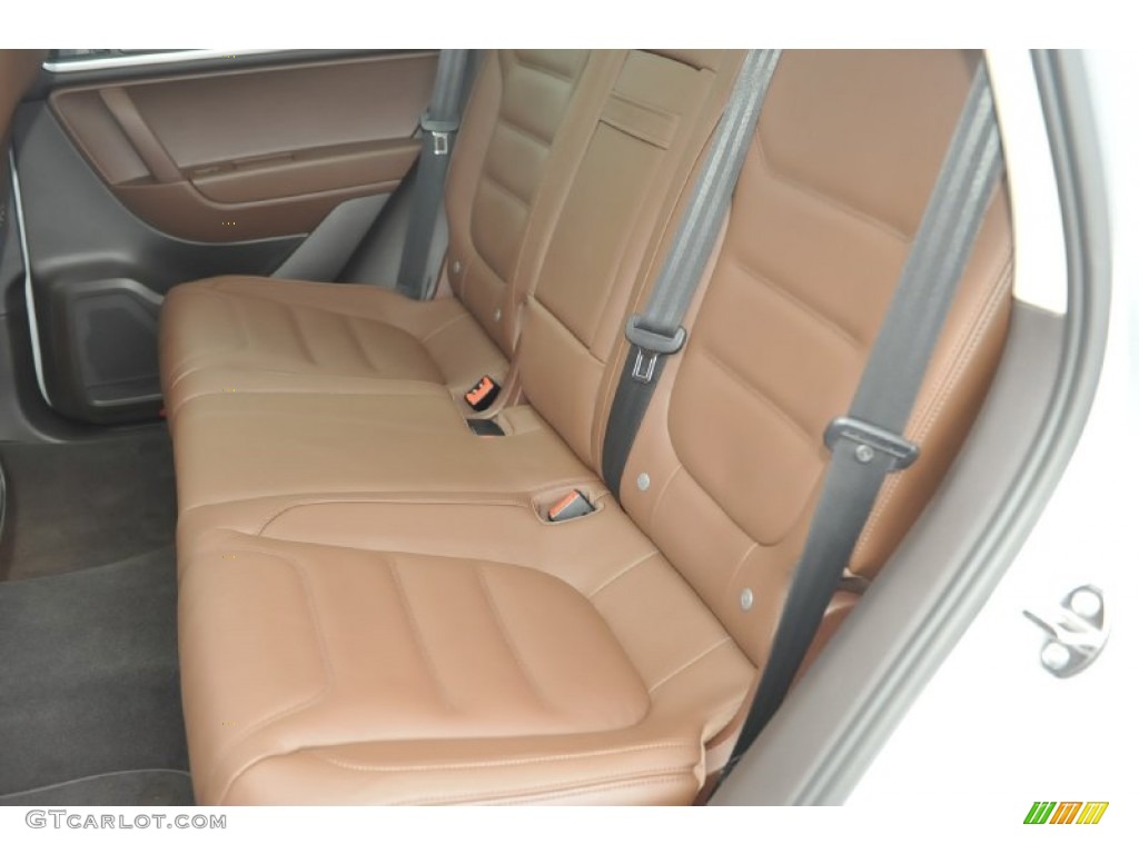 2012 Touareg TDI Lux 4XMotion - Cool Silver Metallic / Saddle Brown photo #23