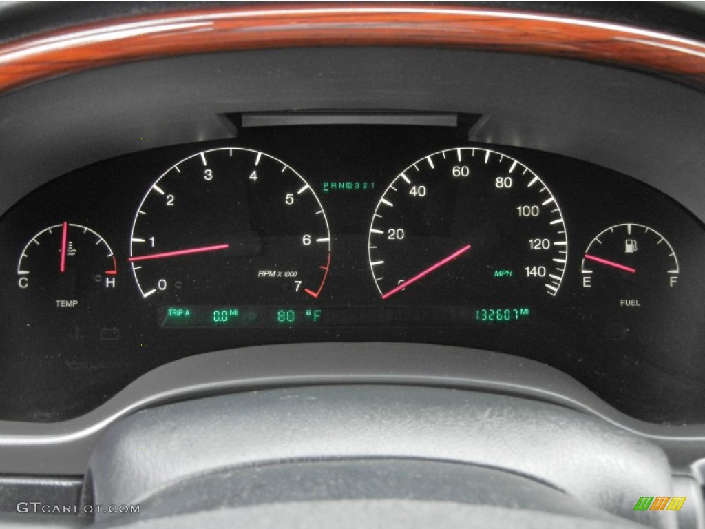 2001 Cadillac DeVille DTS Sedan Gauges Photos