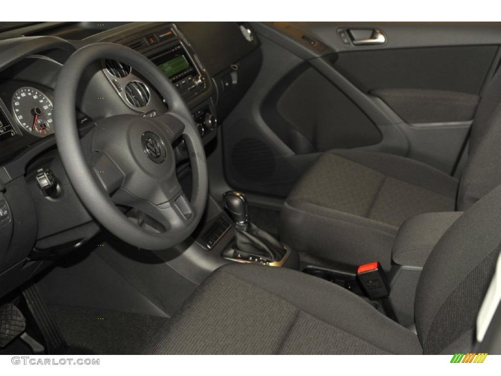 Black Interior 2012 Volkswagen Tiguan S Photo #56792928
