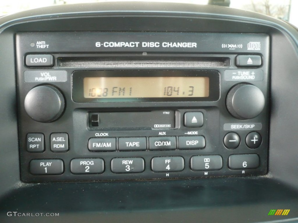 2006 Honda CR-V EX 4WD Audio System Photo #56795793