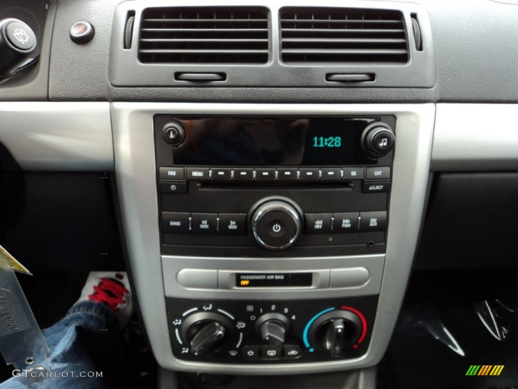 2010 Cobalt LT Sedan - Summit White / Ebony photo #12