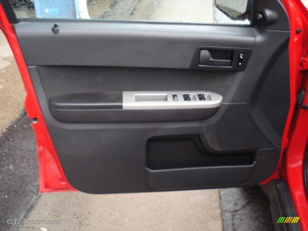 2009 Escape XLT 4WD - Torch Red / Charcoal photo #15