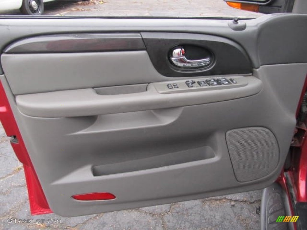 2004 GMC Envoy XUV SLT 4x4 Door Panel Photos