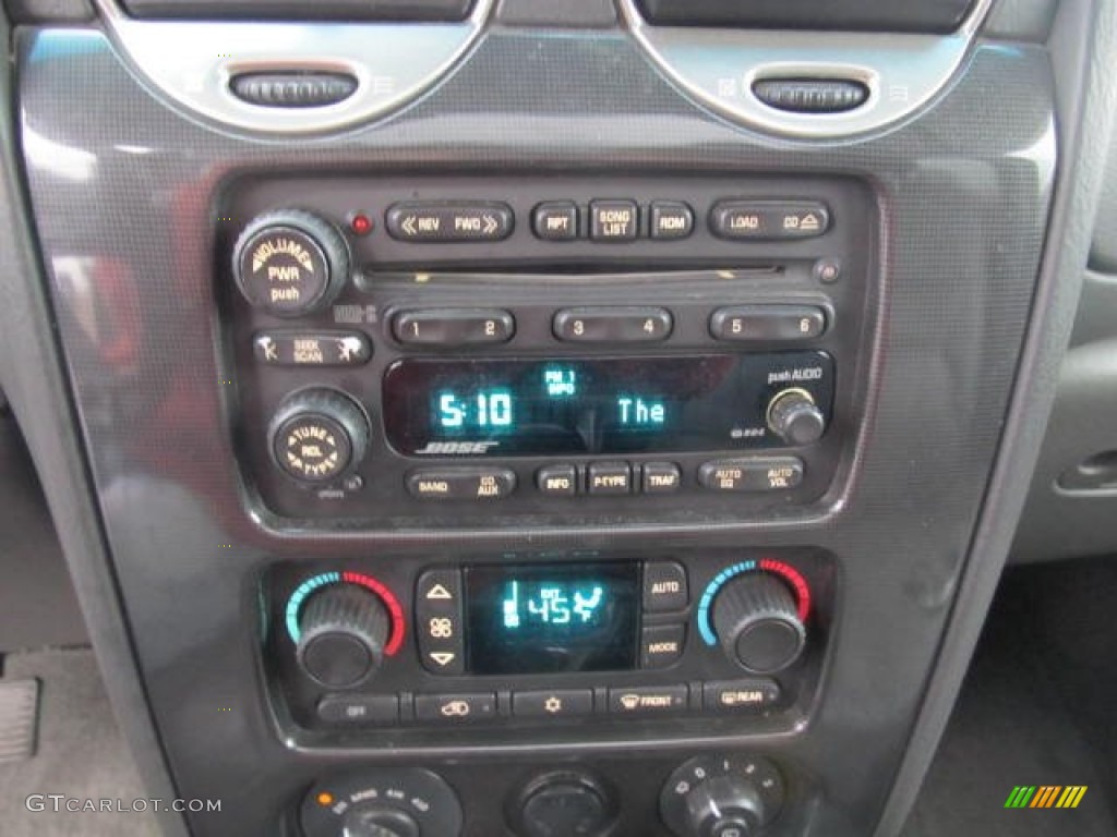 2004 GMC Envoy XUV SLT 4x4 Audio System Photo #56798016