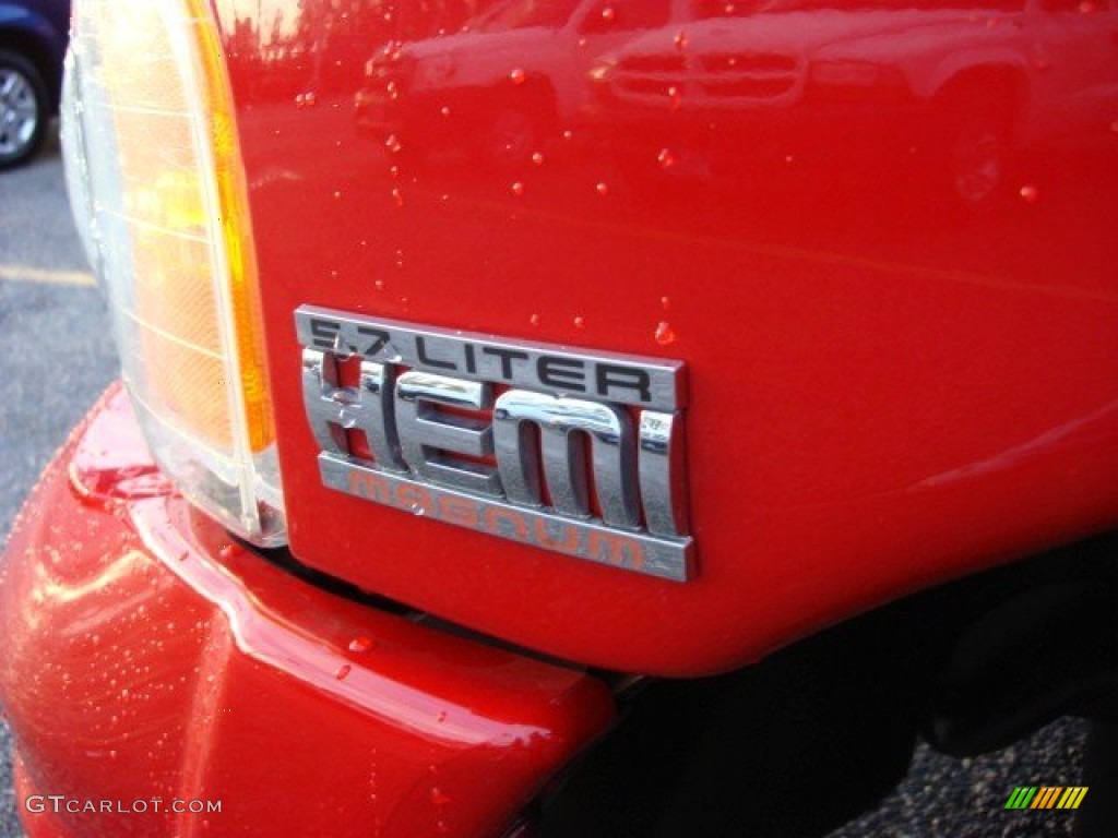 2004 Ram 1500 SLT Sport Quad Cab 4x4 - Flame Red / Dark Slate Gray photo #21