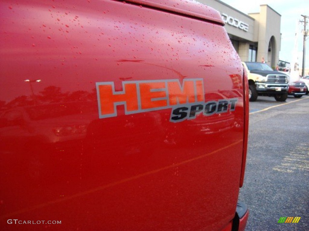 2004 Ram 1500 SLT Sport Quad Cab 4x4 - Flame Red / Dark Slate Gray photo #23