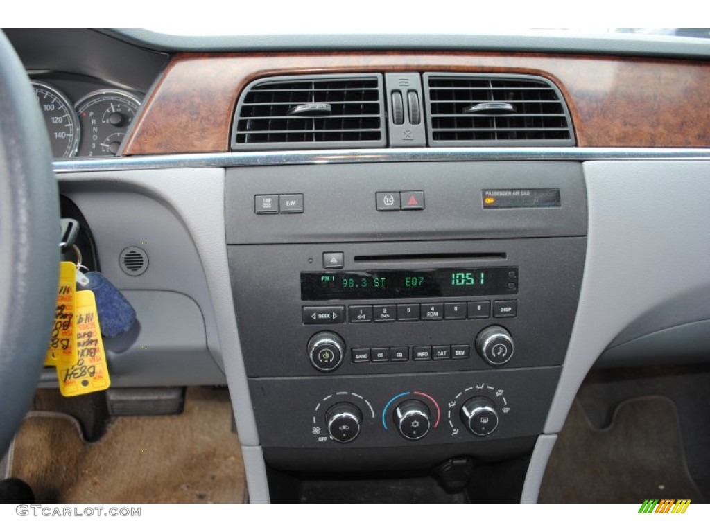 2006 Buick LaCrosse CX Controls Photo #56801391