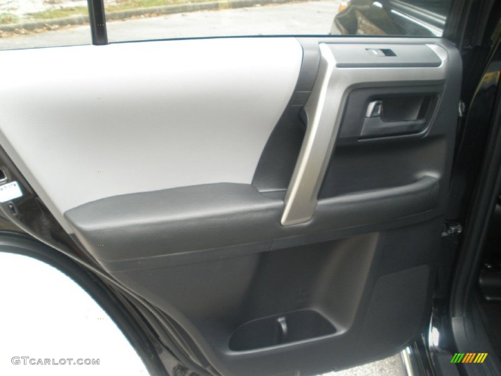 2011 4Runner Limited - Black / Black Leather photo #18