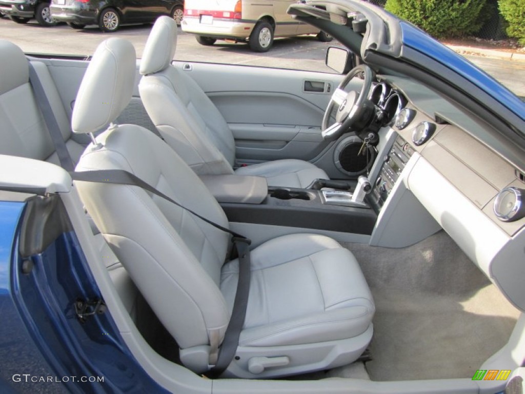 2006 Mustang V6 Premium Convertible - Vista Blue Metallic / Light Graphite photo #8