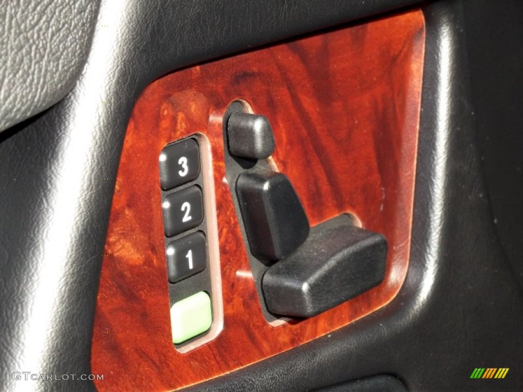 2008 Mercedes-Benz G 500 Controls Photo #56805735