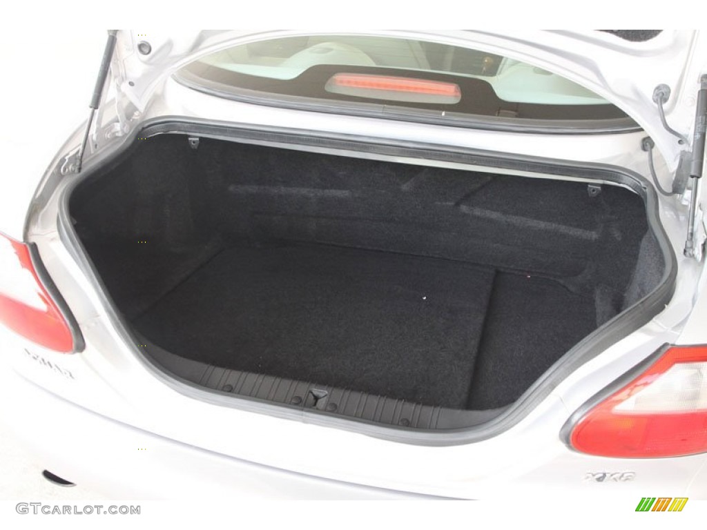 2000 Jaguar XK XK8 Coupe Trunk Photo #56806893