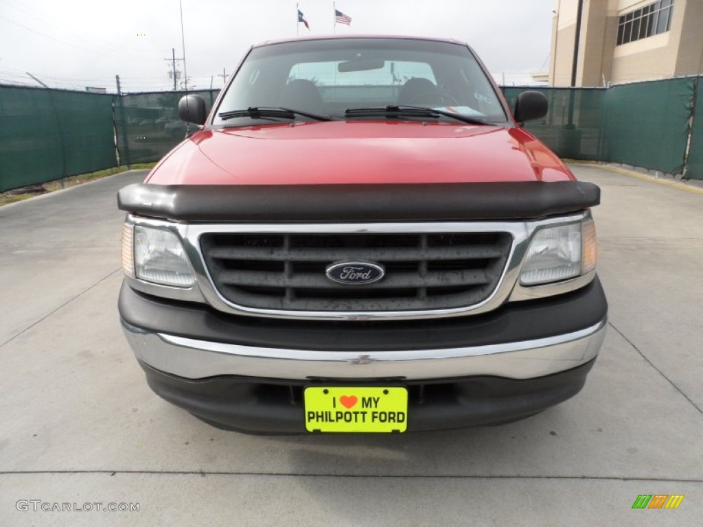 2003 F150 XL SuperCab - Bright Red / Dark Graphite Grey photo #8