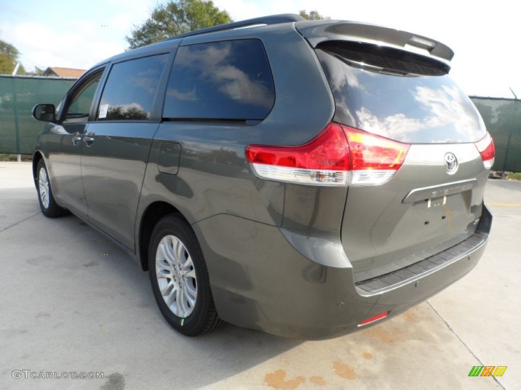 2012 Sienna XLE - Cypress Green Pearl / Bisque photo #5