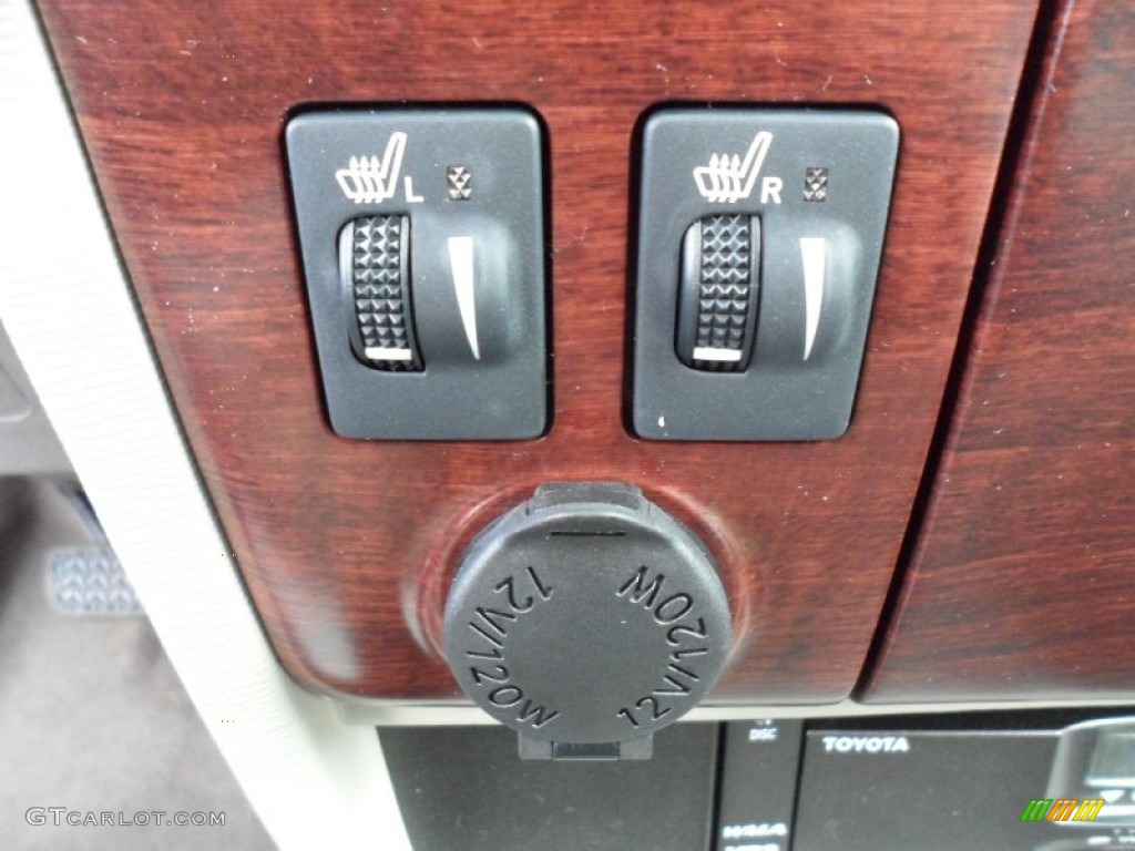 2012 Toyota Sienna XLE Controls Photo #56812723