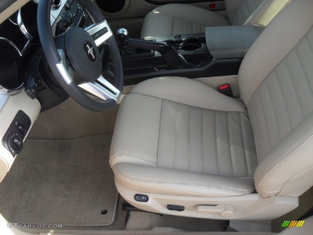 Medium Parchment Interior 2008 Ford Mustang GT Premium Coupe Photo #56817418