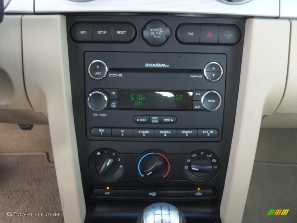 2008 Ford Mustang GT Premium Coupe Audio System Photo #56817451