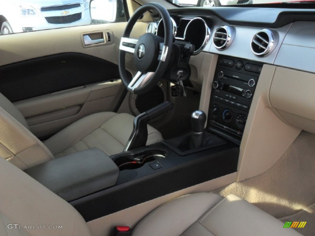 Medium Parchment Interior 2008 Ford Mustang GT Premium Coupe Photo #56817523
