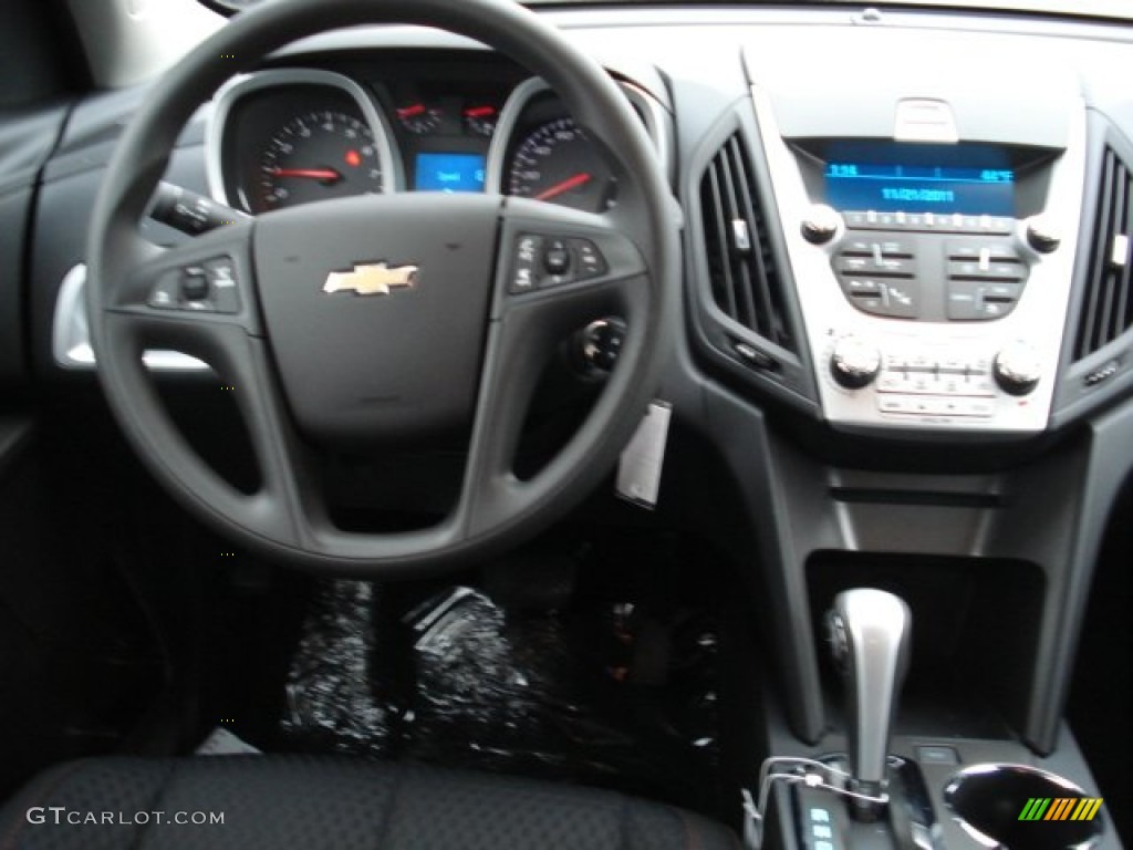 2012 Equinox LS - Gold Mist Metallic / Jet Black photo #10