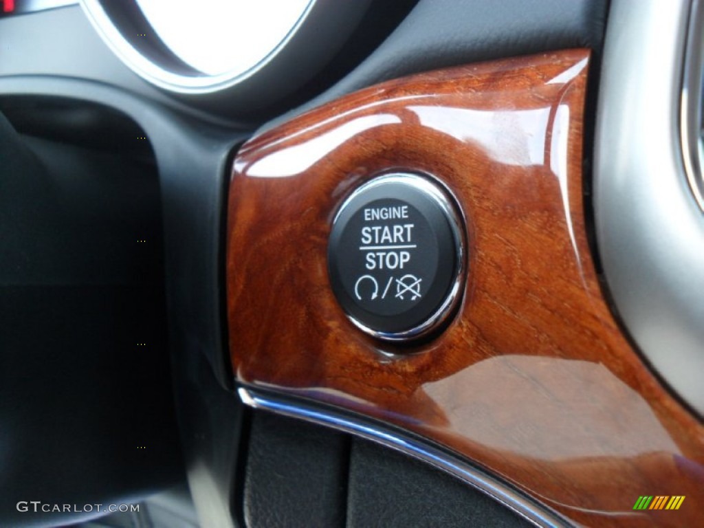 2012 Jeep Grand Cherokee Overland 4x4 Controls Photo #56821987