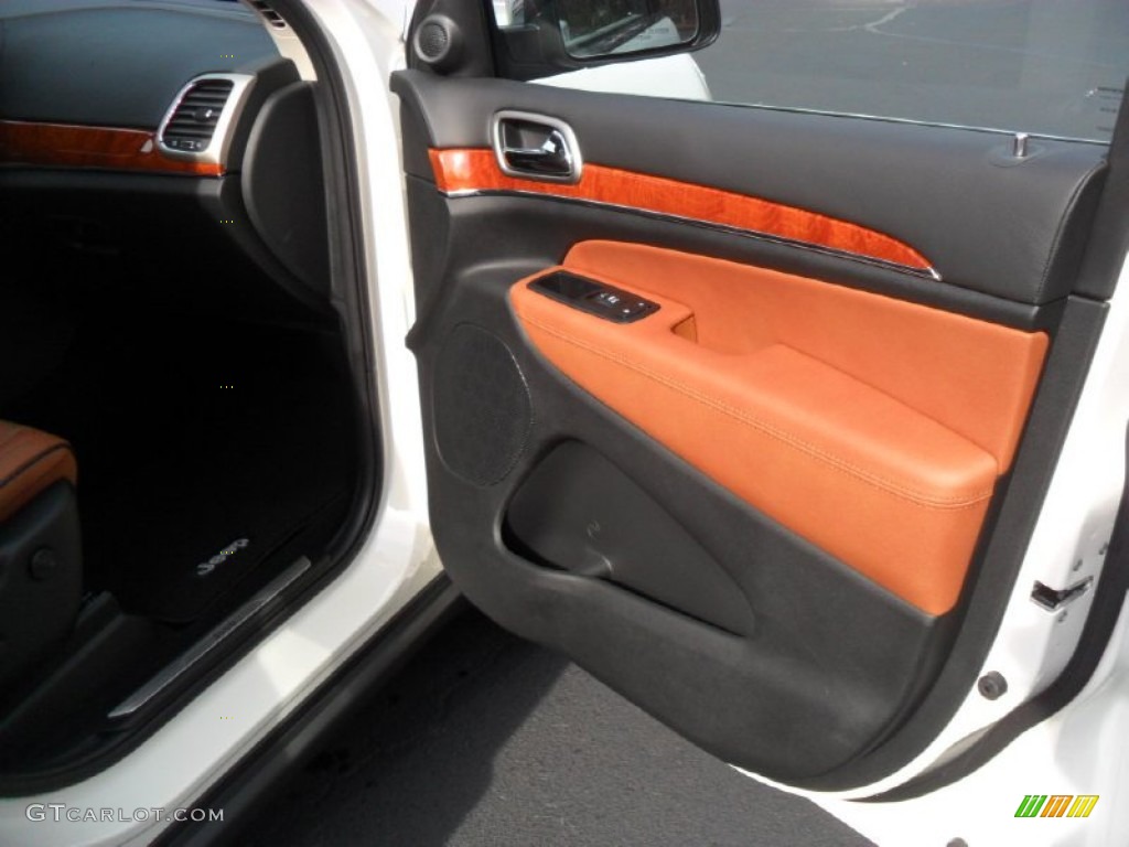 2012 Jeep Grand Cherokee Overland 4x4 New Saddle/Black Door Panel Photo #56822065
