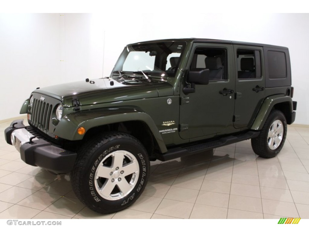 2009 Wrangler Unlimited Sahara 4x4 - Jeep Green Metallic / Dark Slate Gray/Medium Slate Gray photo #3