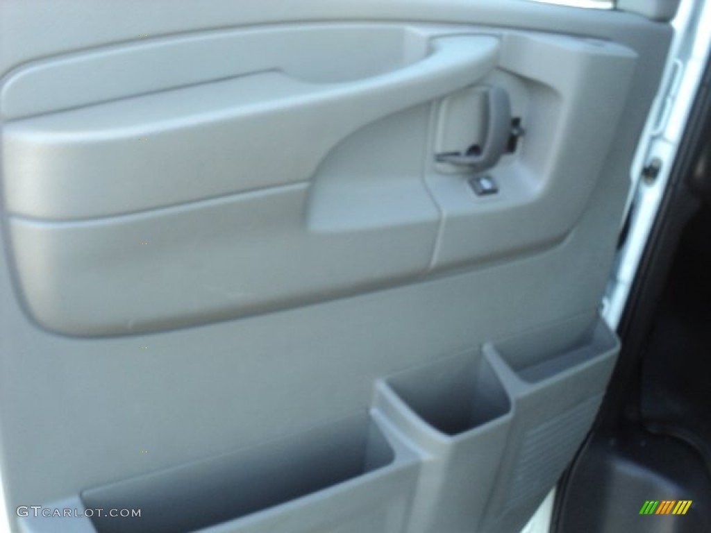 2011 Express LT 3500 Extended Passenger Van - Summit White / Medium Pewter photo #6