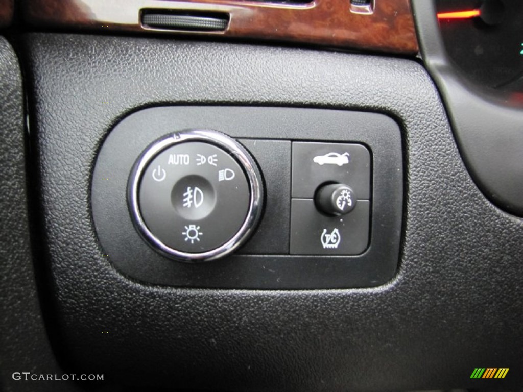 2011 Impala LT - Victory Red / Ebony photo #11