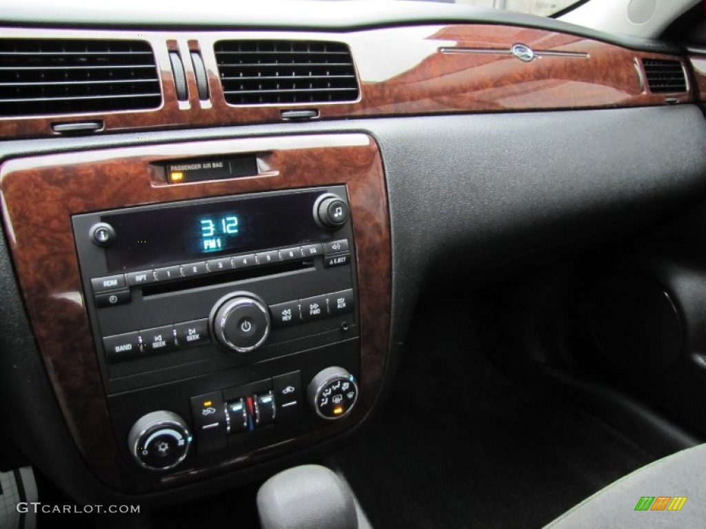 2011 Impala LT - Victory Red / Ebony photo #12