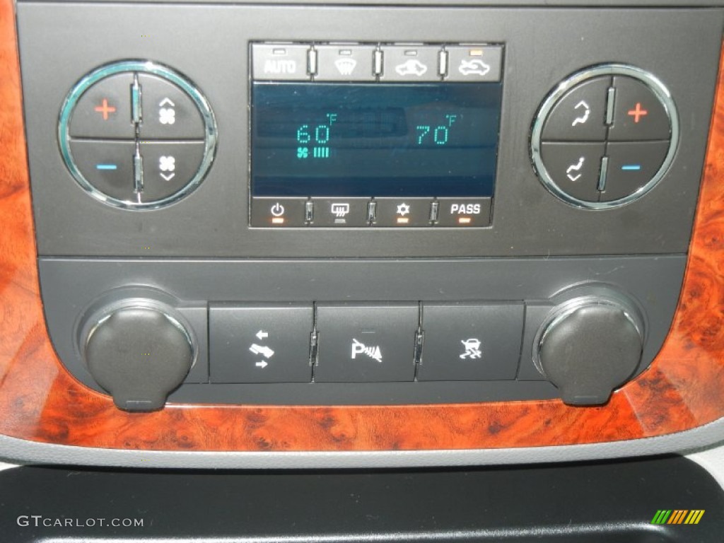 2007 Chevrolet Avalanche LT Controls Photo #56826556
