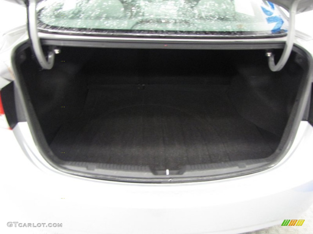 2011 Hyundai Elantra GLS Trunk Photo #56826629