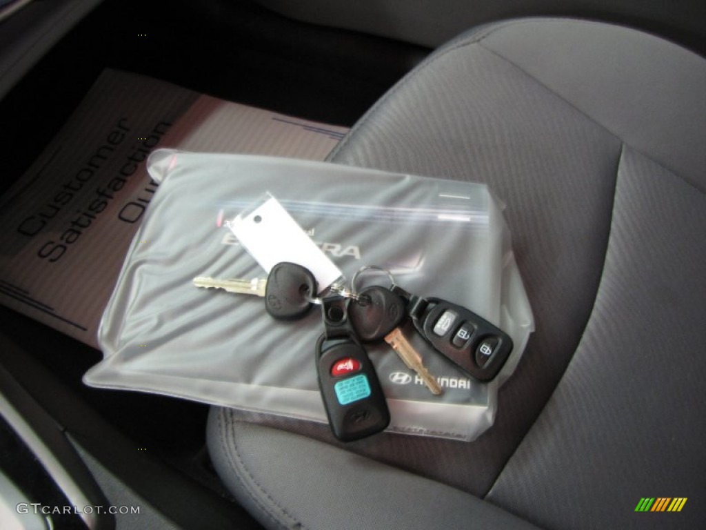 2011 Hyundai Elantra GLS Keys Photo #56826650