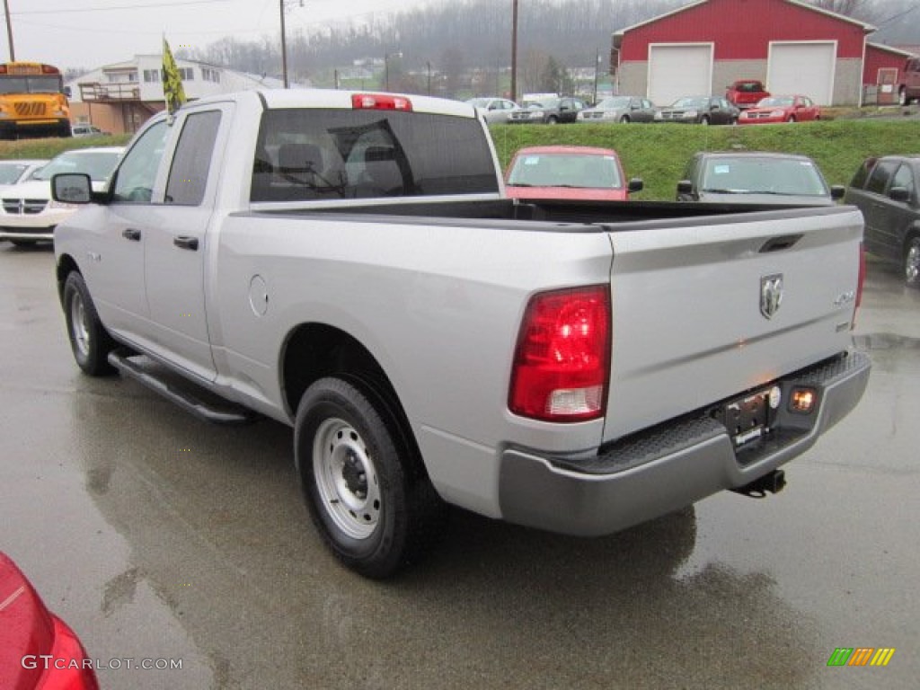 2010 Ram 1500 ST Quad Cab 4x4 - Bright Silver Metallic / Dark Slate Gray photo #3