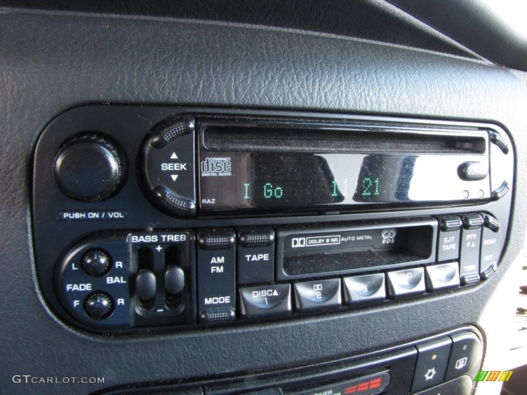 2002 Dodge Durango Sport Controls Photo #56829296