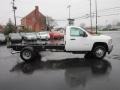 Summit White - Silverado 3500HD WT Regular Cab 4x4 Chassis Photo No. 8