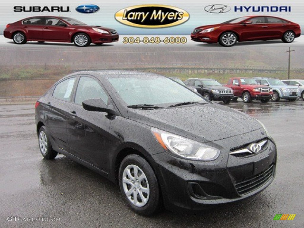 2012 Accent GLS 4 Door - Ultra Black / Gray photo #1