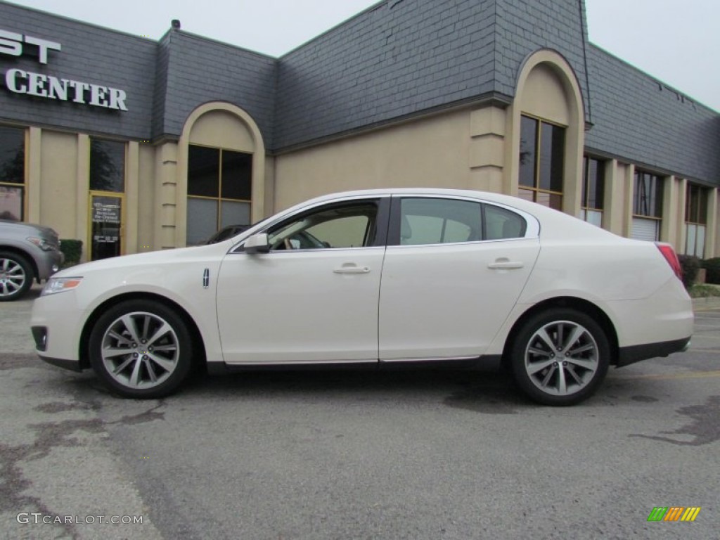 White Chocolate Tri-Coat Lincoln MKS