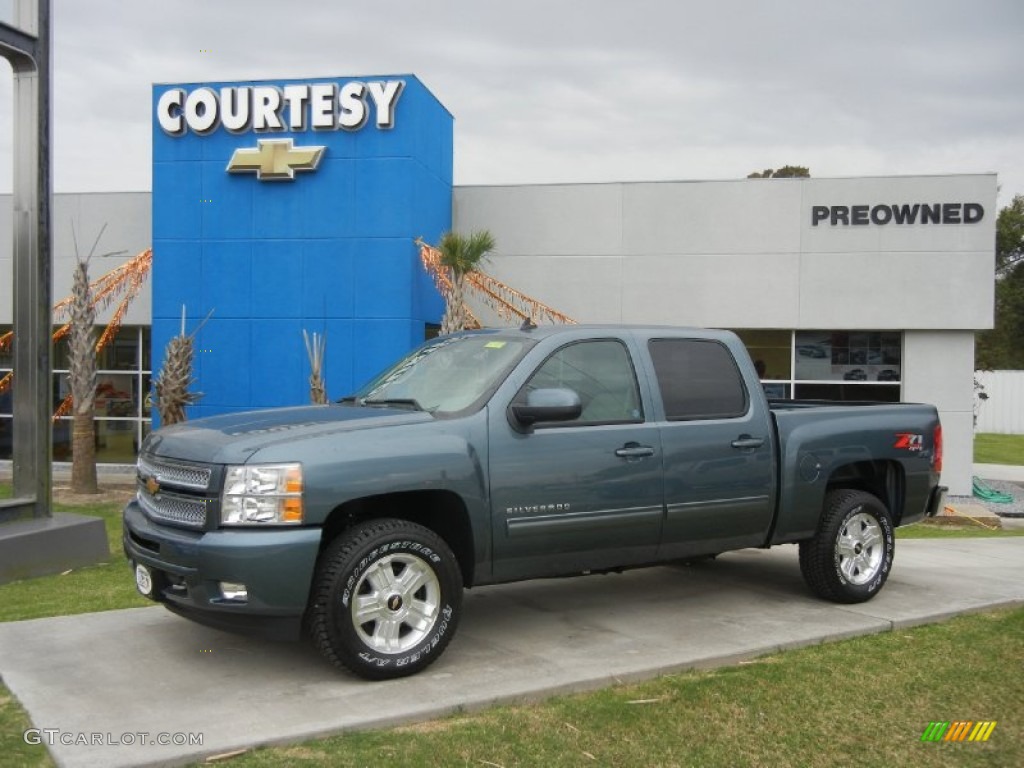 Blue Granite Metallic Chevrolet Silverado 1500