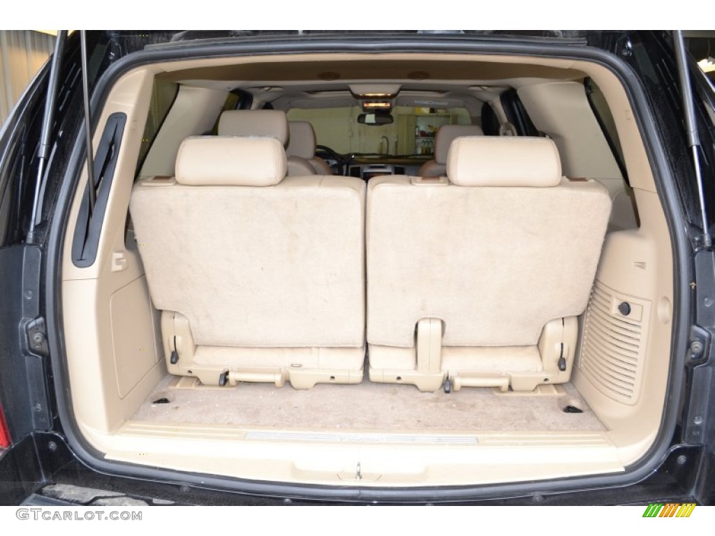 2009 Cadillac Escalade Standard Escalade Model Trunk Photo #56833435