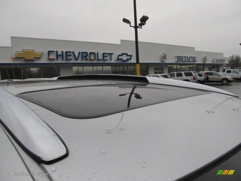 2009 Enclave CXL AWD - Quicksilver Metallic / Ebony Black/Ebony photo #4