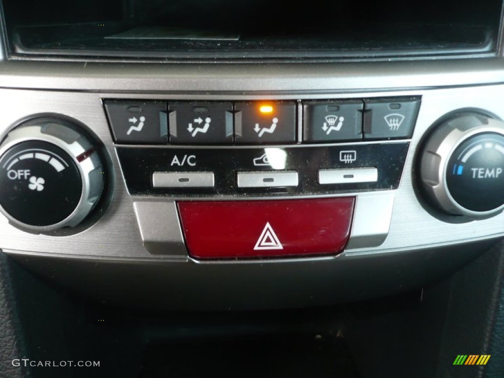 2010 Subaru Outback 2.5i Wagon Controls Photo #56839307