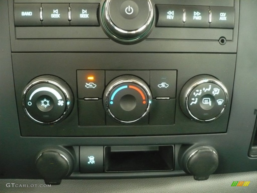 2009 Silverado 1500 LS Extended Cab - Silver Birch Metallic / Dark Titanium photo #22