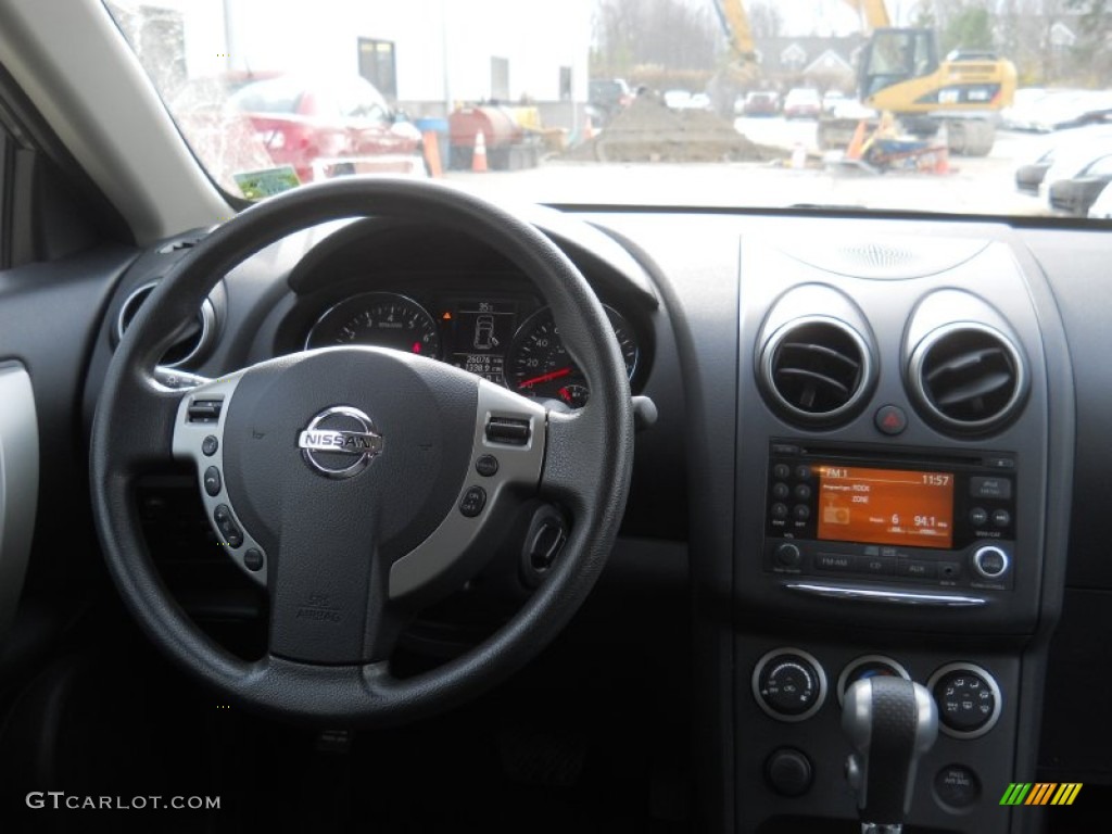 2011 Rogue SV AWD - Gotham Gray Metallic / Black photo #4