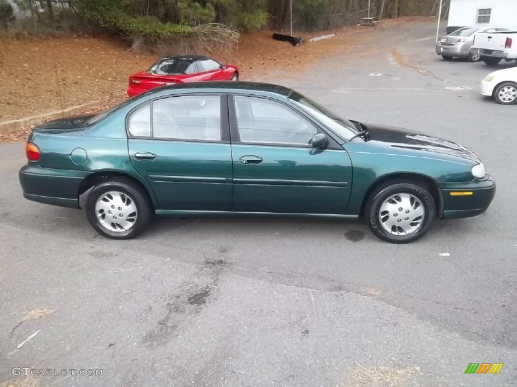 Dark Jade Green Metallic 1998 Chevrolet Malibu Sedan Exterior Photo #56842961
