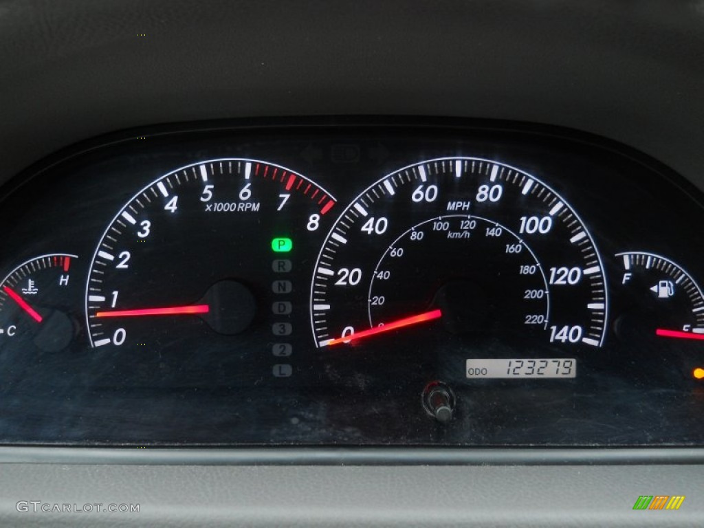 2006 Toyota Camry XLE V6 Gauges Photos